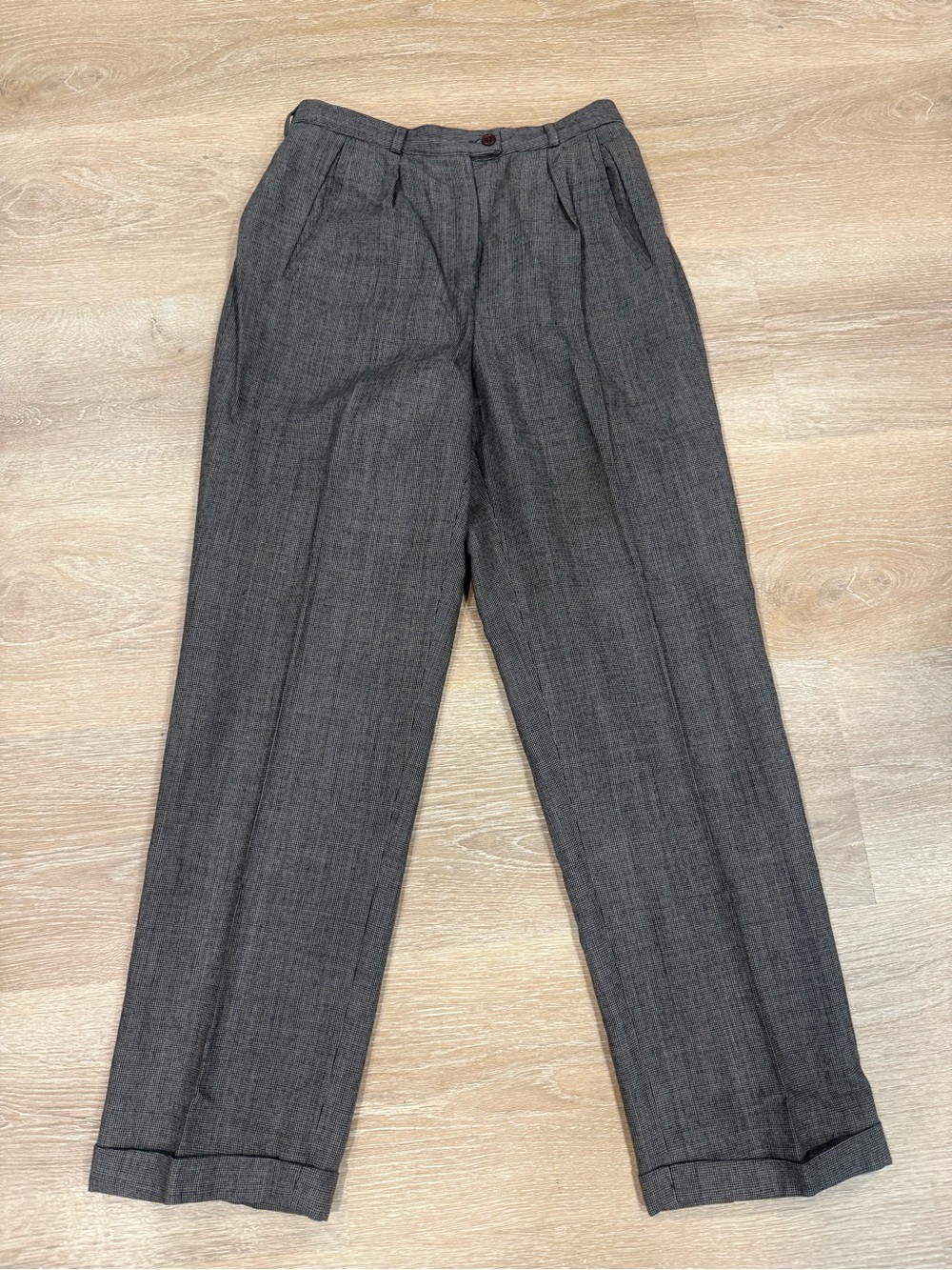 Women's 100 % Merino Wool Pleated Dress Pants - Classic Tailored Style